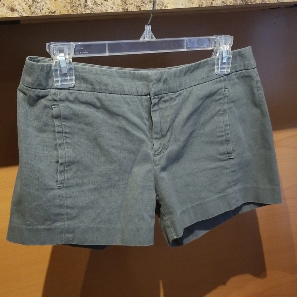 GAP shorts - Picture 5 of 7
